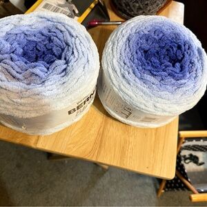 Bernat Perfect Phasing yarn dark blue.